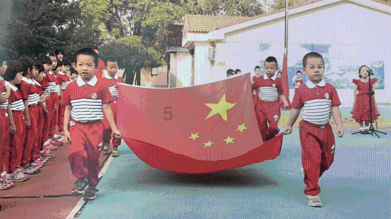 浪漫衣裙